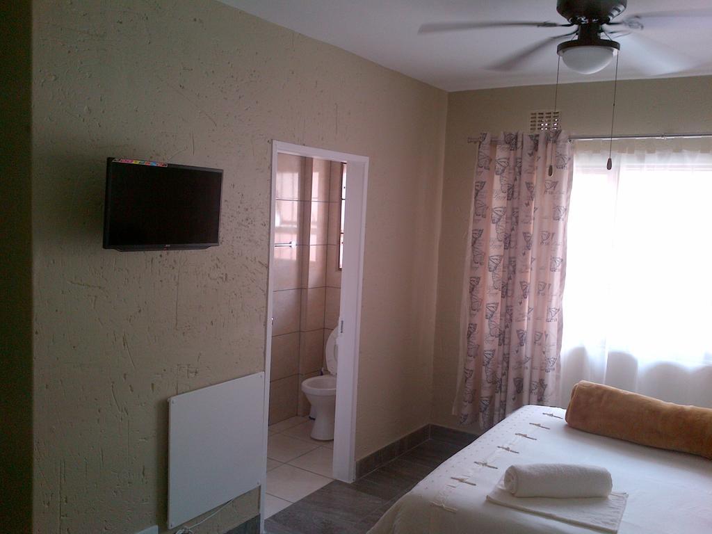 Chisam Guest Lodge Pty Ltd Johannesburg Kamer foto
