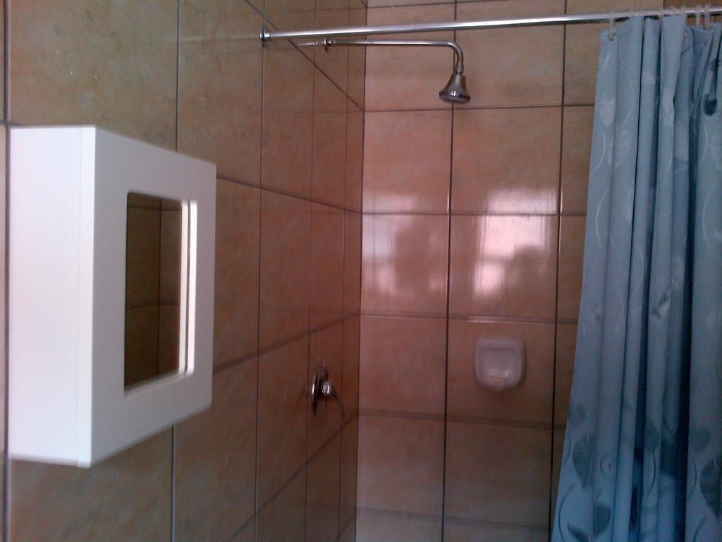 Chisam Guest Lodge Pty Ltd Johannesburg Kamer foto