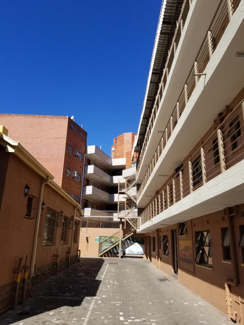 Chisam Guest Lodge Pty Ltd Johannesburg Buitenkant foto